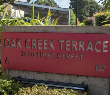 oak creek terrace sign photo