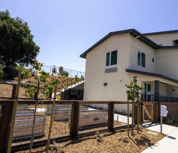 Petaluma River Place Exterior 2