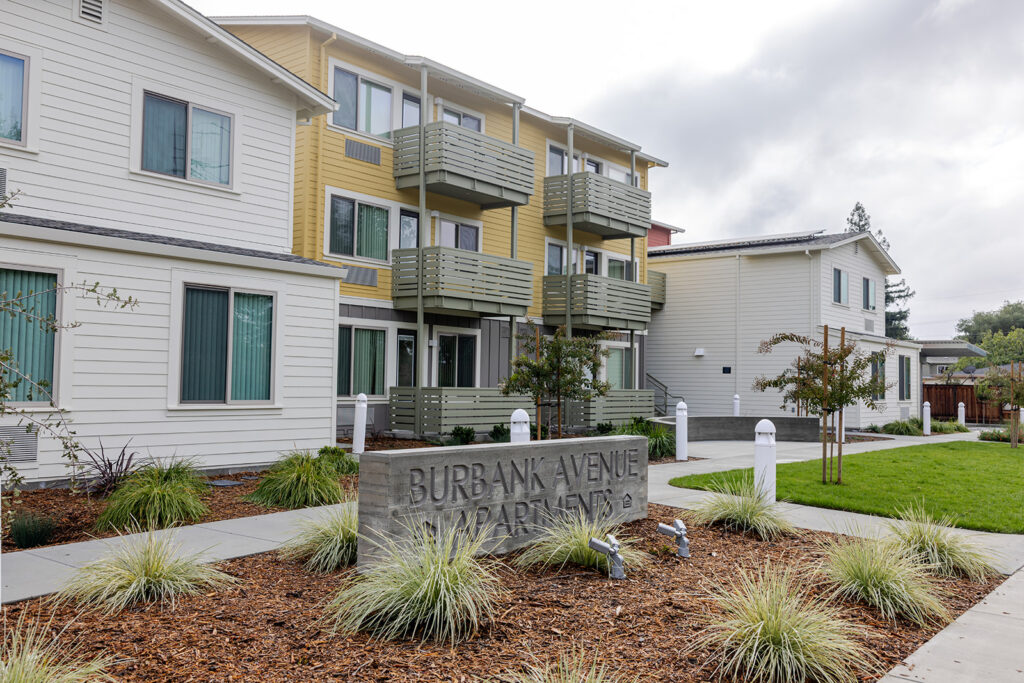 Burbank Ave Apartments Front