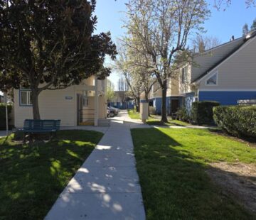 Windwood Apartments-property photos-1 (002)