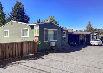 byfield center street apartments exterior photo