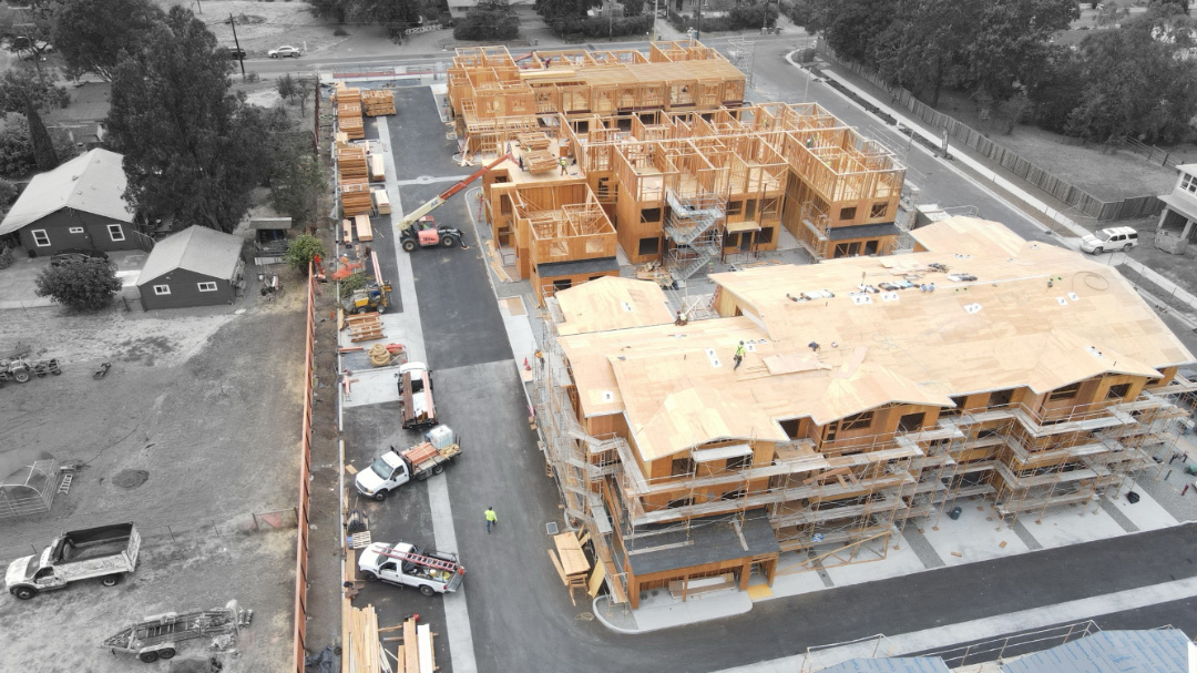 aerial photo of construction site of Burbank Avenue apartments